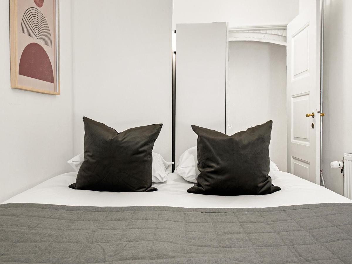 Huoneisto Sanders Stage - Enchanting Four-bedroom Near Nyhavn