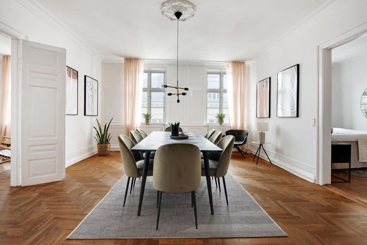 Apartamento Sanders Square - Spacious Six-bedroom Near Amalienborg *