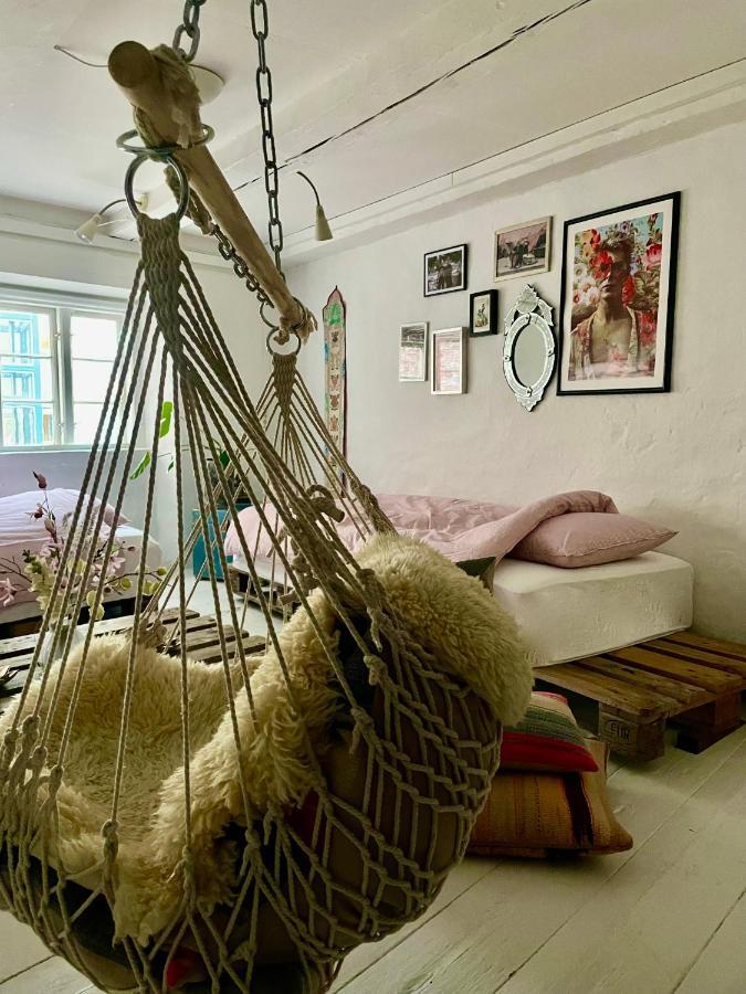Apartment A Charming And Beautiful Oasis In The Heart Of