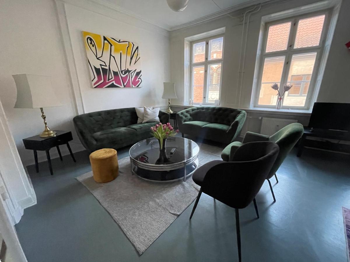 Cosy Penthouse In The Heart Of Apartment