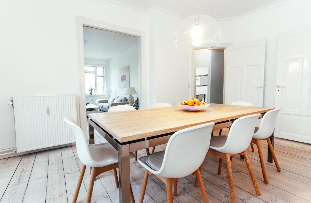 Huoneisto Elegant, Evocative And Cosy In Osterbro With A Panoramic View. Eco-friendly. 1km Harbour/ Beach, 3km- Center, 13km-airport. Kööpenhamina
