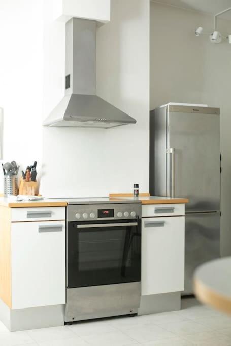 Large & Bright 3br Flat W Whirlpool Near Metro Apartamento Copenhaga