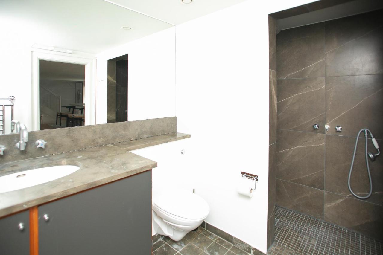 Modern 3br Duplex Flat In Nyhavn W Private Balcony * Copenhague