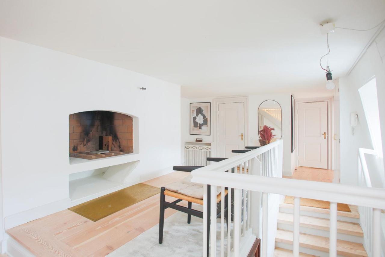 Modern 3br Duplex Flat In Nyhavn W Private Balcony