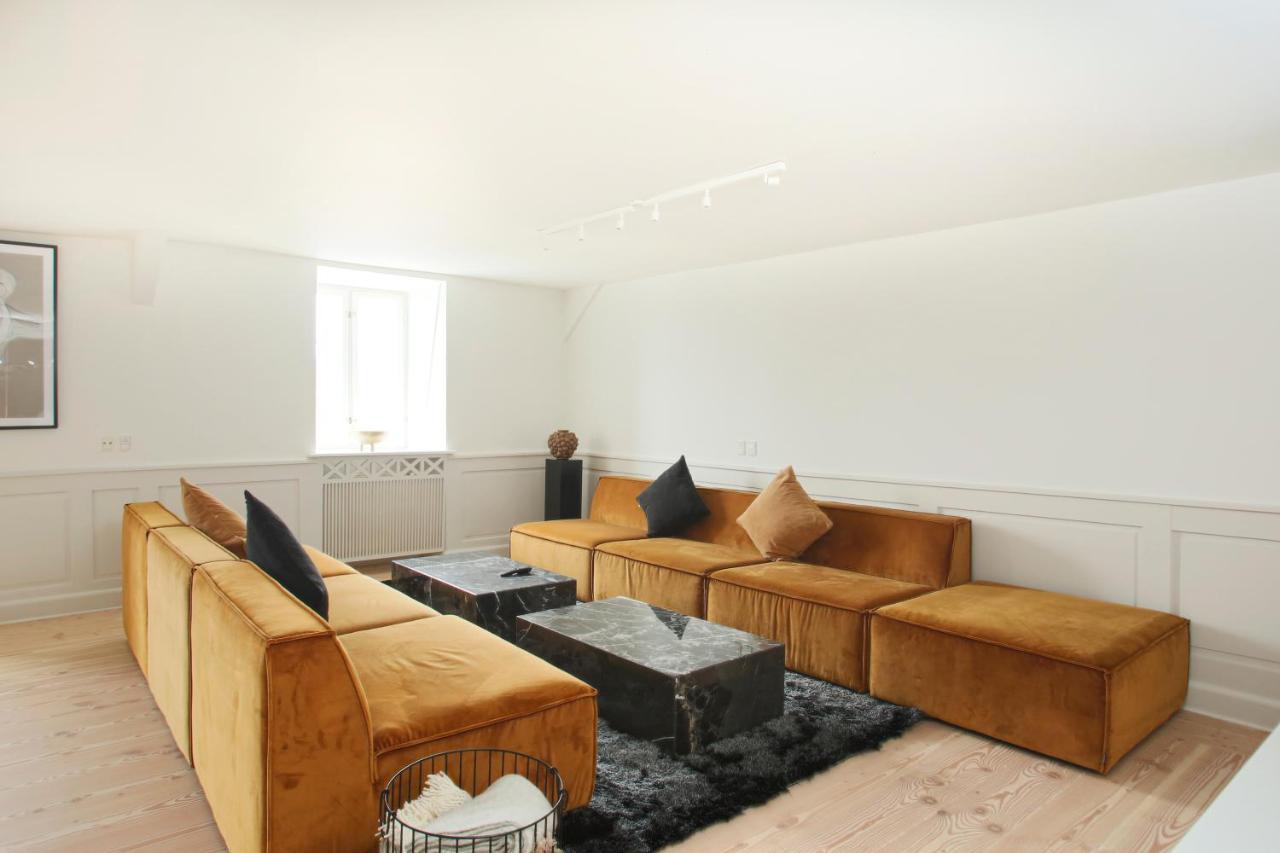Modern 3br Duplex Flat In Nyhavn W Private Balcony *
