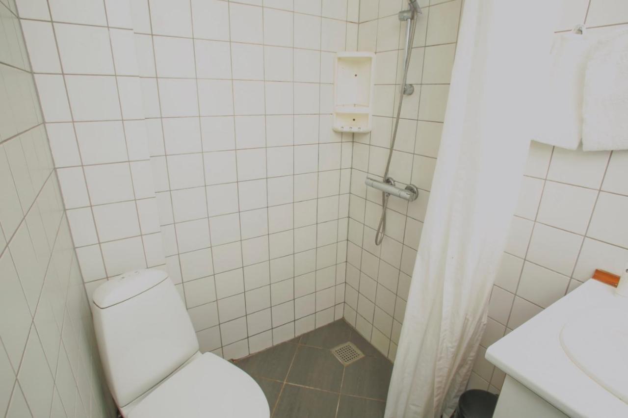 Homely 1 Bedroom Flat By The Lakes Apartment Copenhagen