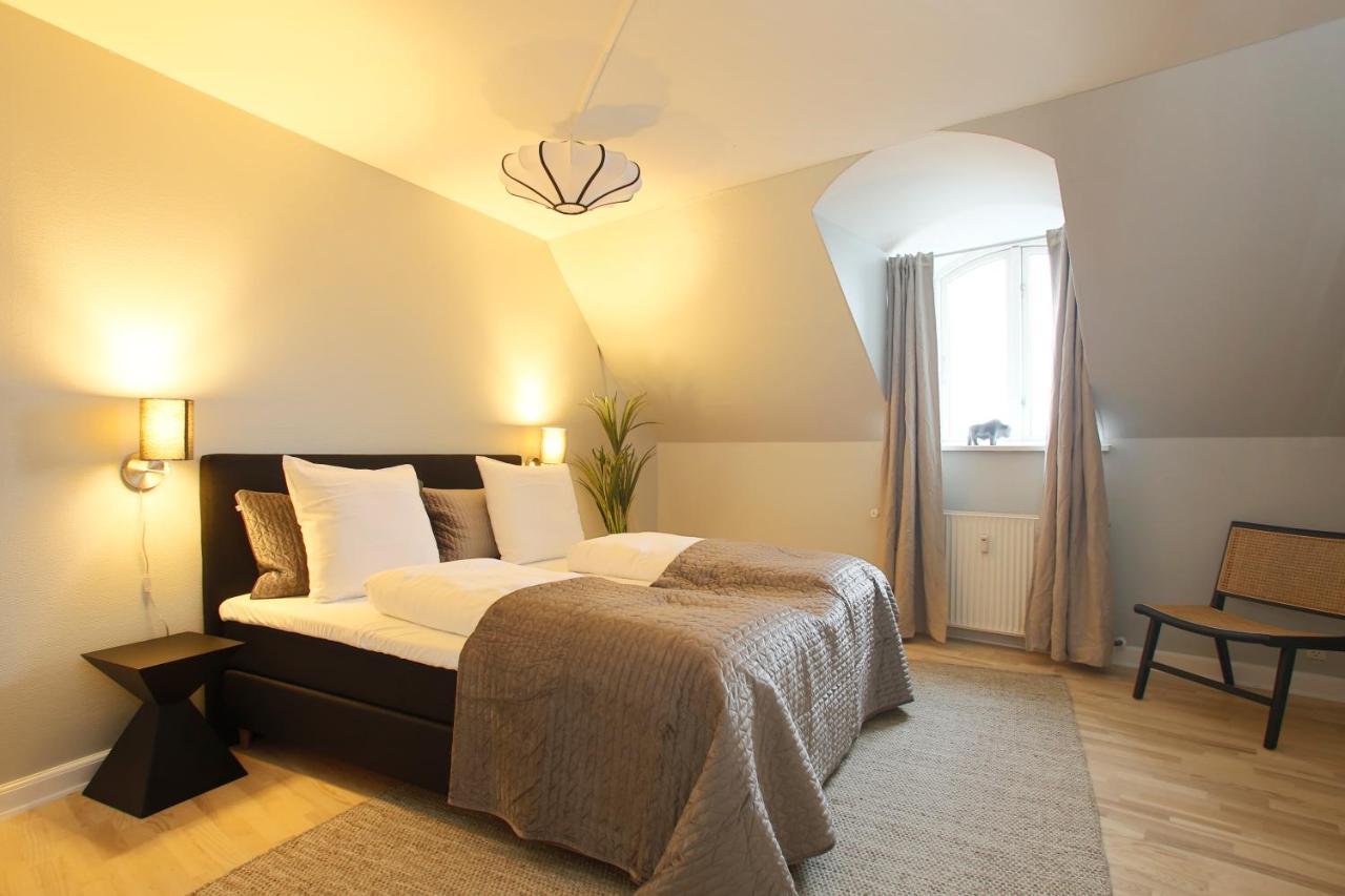 Unique 5 Bedroom Flat W Exposed Beams In Appartement