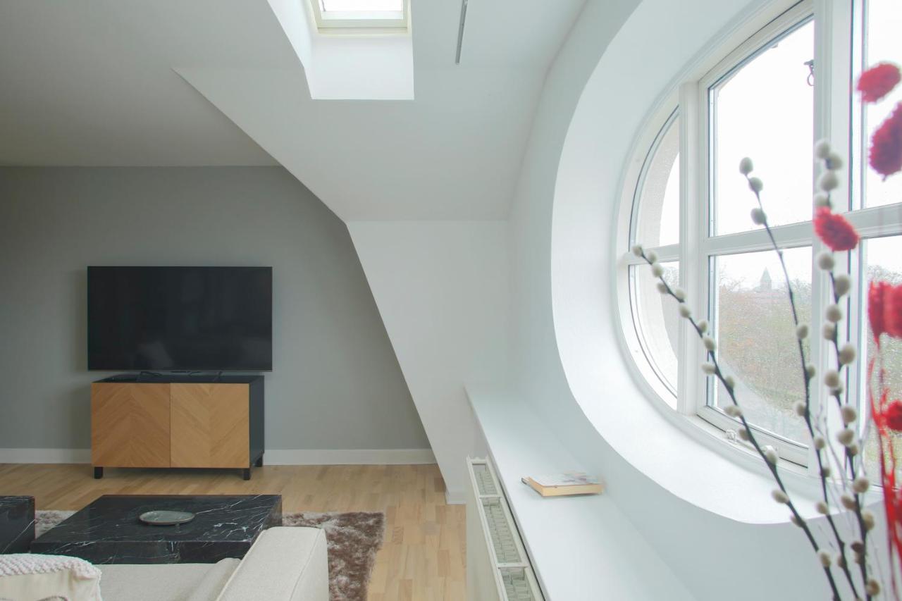 Unique 5 Bedroom Flat W Exposed Beams In Appartement *