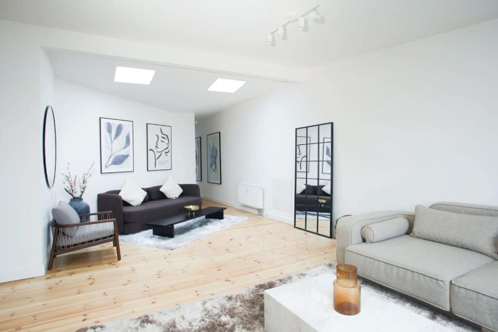 Bright 3br Flat With Balcony And Amazing View København