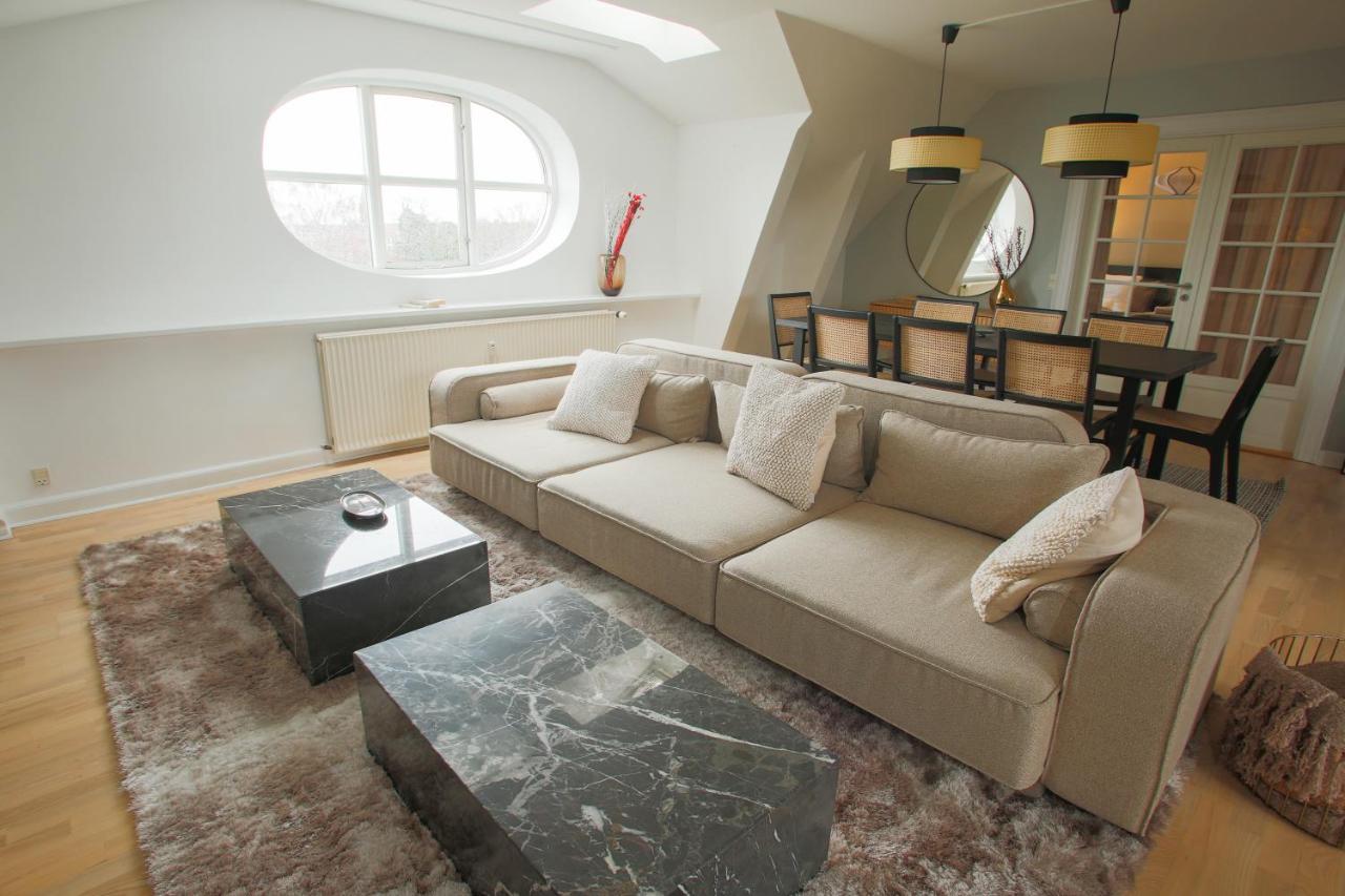 Unique 5 Bedroom Flat W Exposed Beams In Appartement *