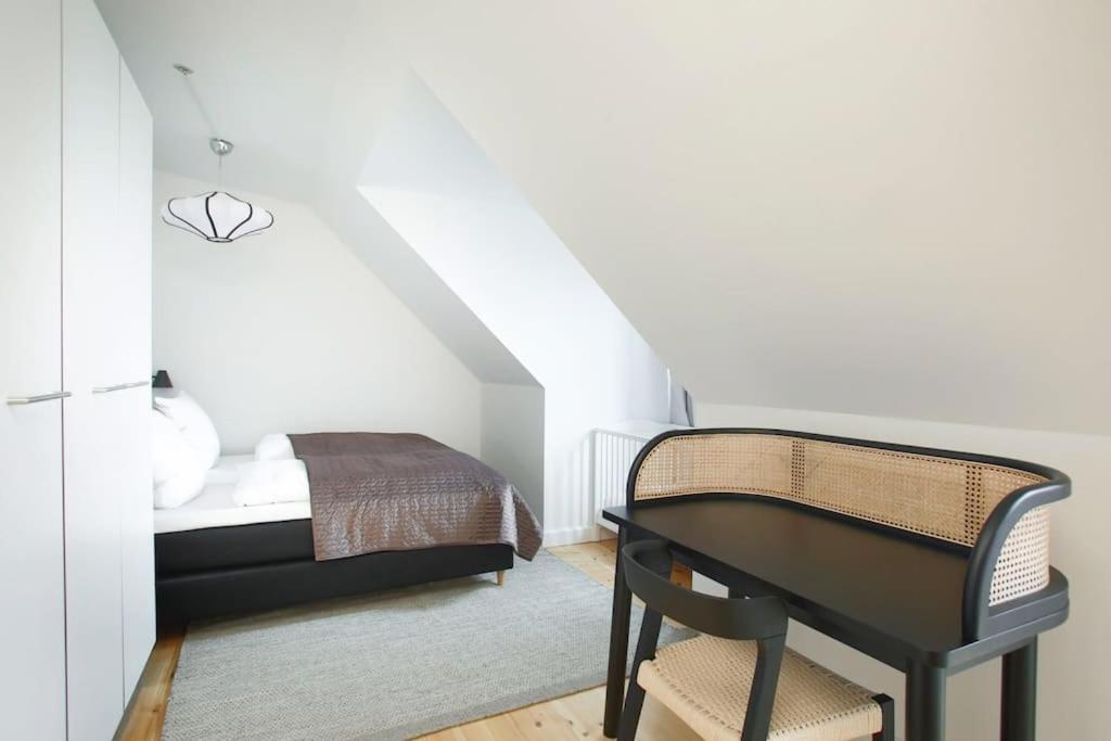 Bright 3br Flat With Balcony And Amazing View *