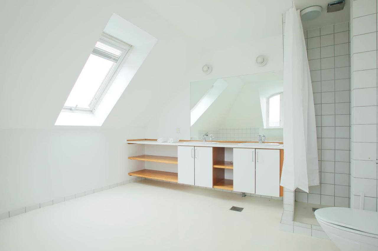 Unique 5 Bedroom Flat W Exposed Beams In Appartement Copenhague