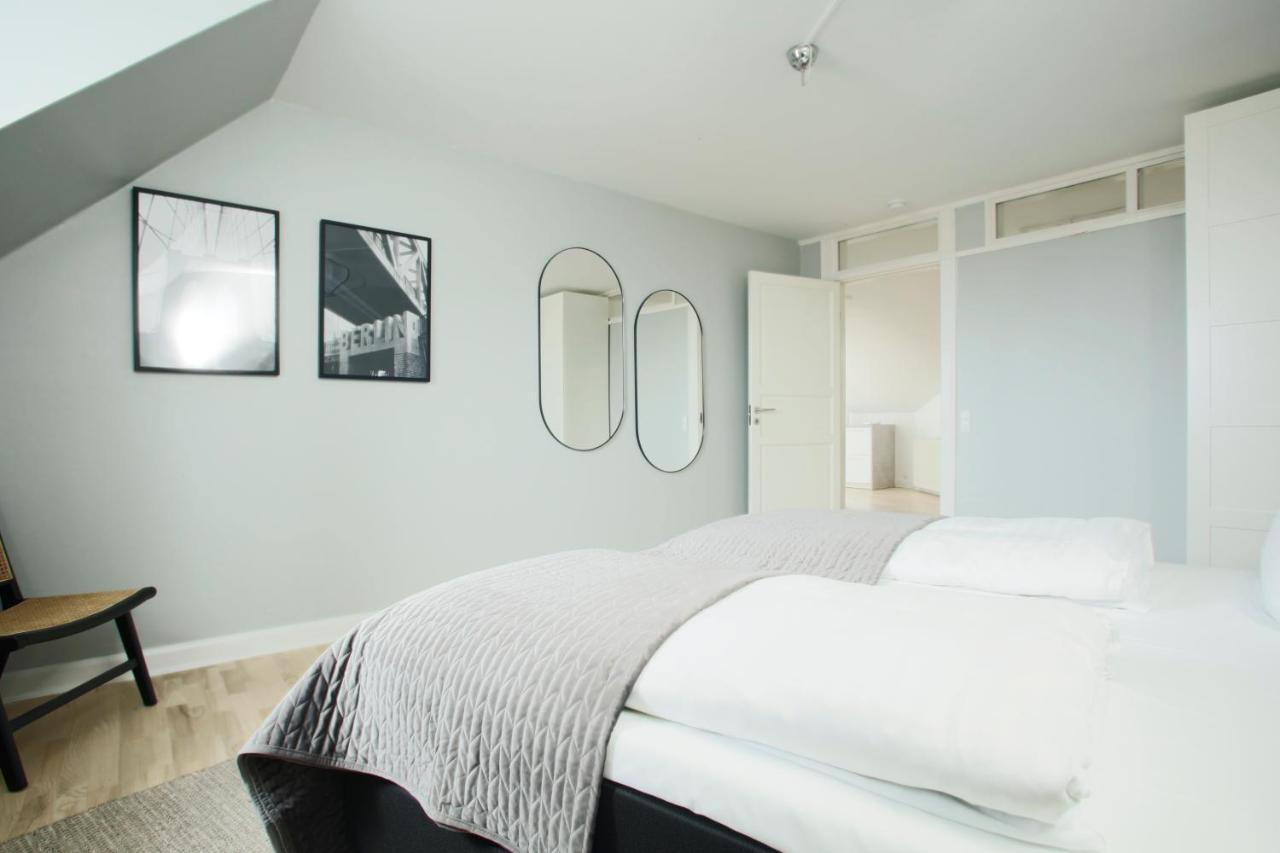 Unique 5 Bedroom Flat W Exposed Beams In *