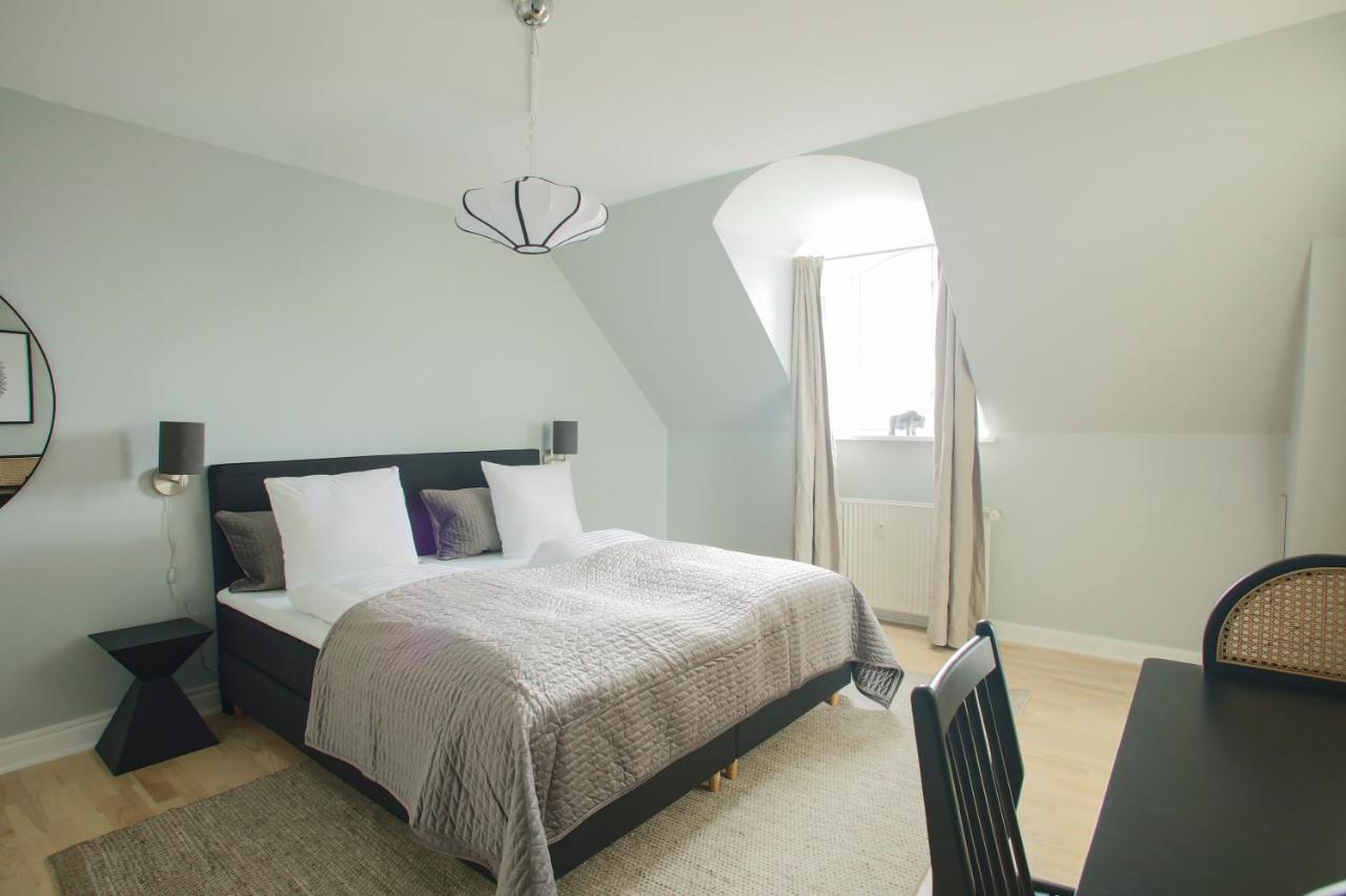 Unique 5 Bedroom Flat W Exposed Beams In Appartement *