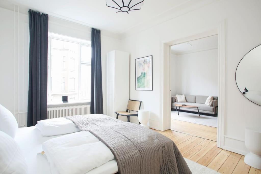 3 Bedroom Flat With Balcony In Peaceful Neighbourhood * Kööpenhamina
