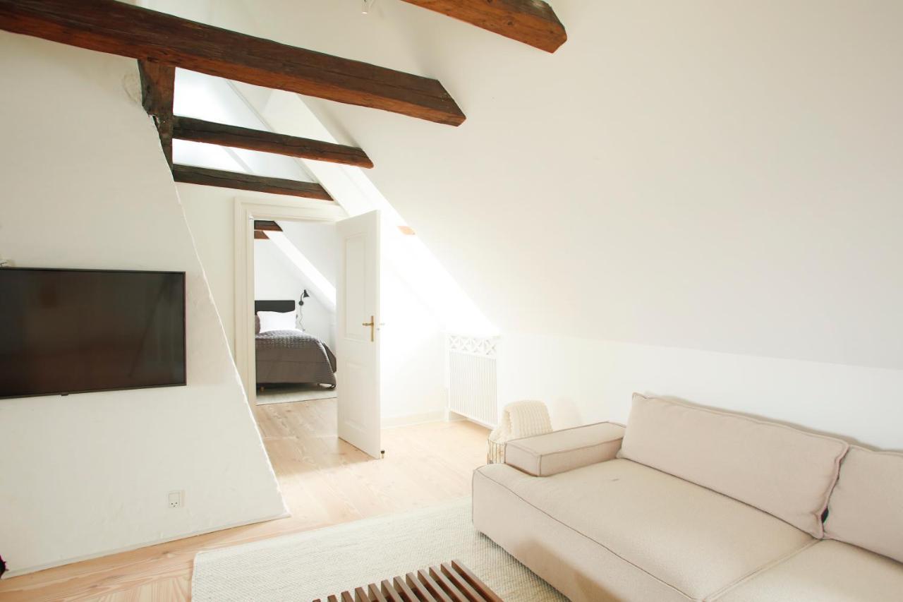 Modern 3br Duplex In Nyhavn W Private Balcony Copenhagen