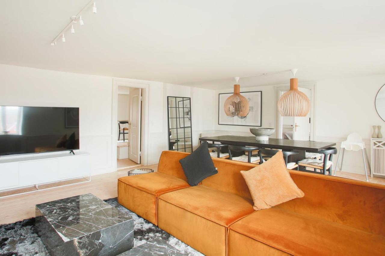 Modern 3br Duplex Flat In Nyhavn W Private Balcony * Copenhague