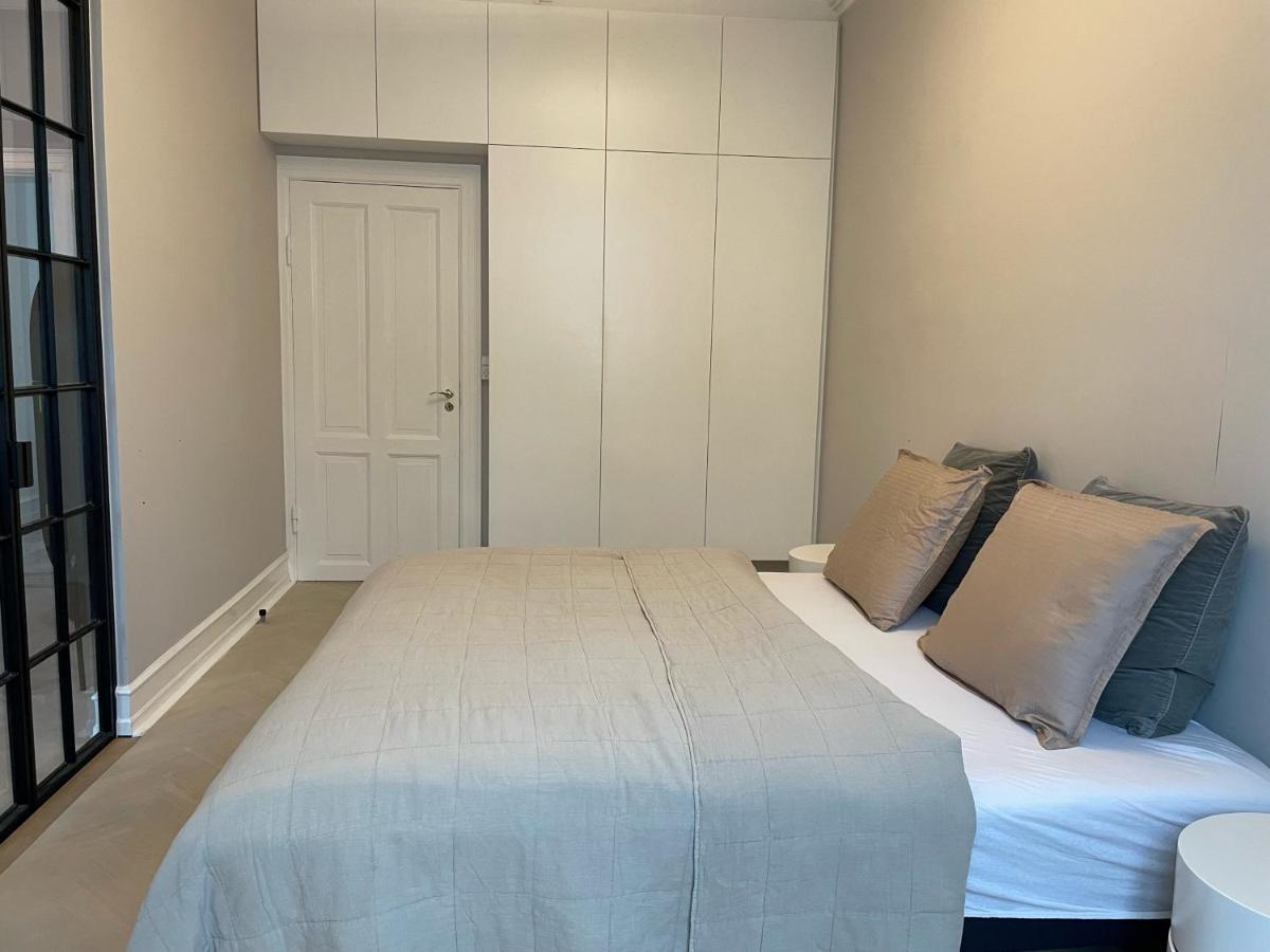 Luxury In The Centre Of Apartment *