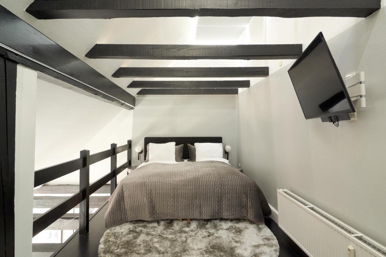 Unique 2 Bedroom Duplex W Exposed Beams In Cph * Copenhagen