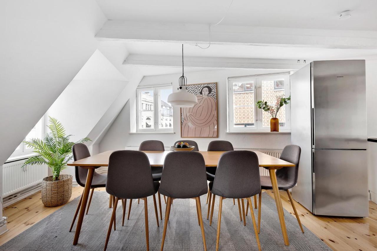Huoneisto Sanders Penny - Charming Three-bedroom In The Middle Of Action *