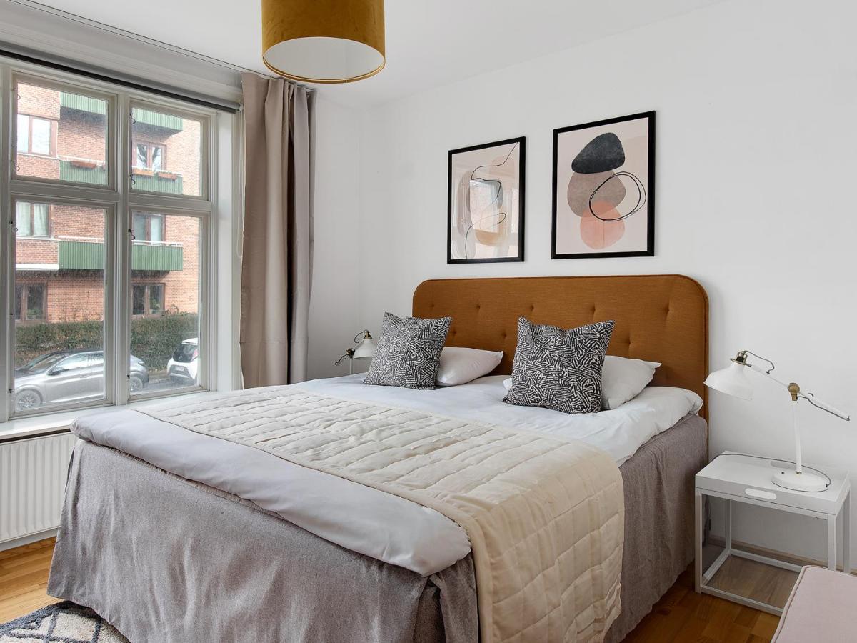Sanders Constantin - Chic Two-bedroom With Balcony Appartement Copenhague