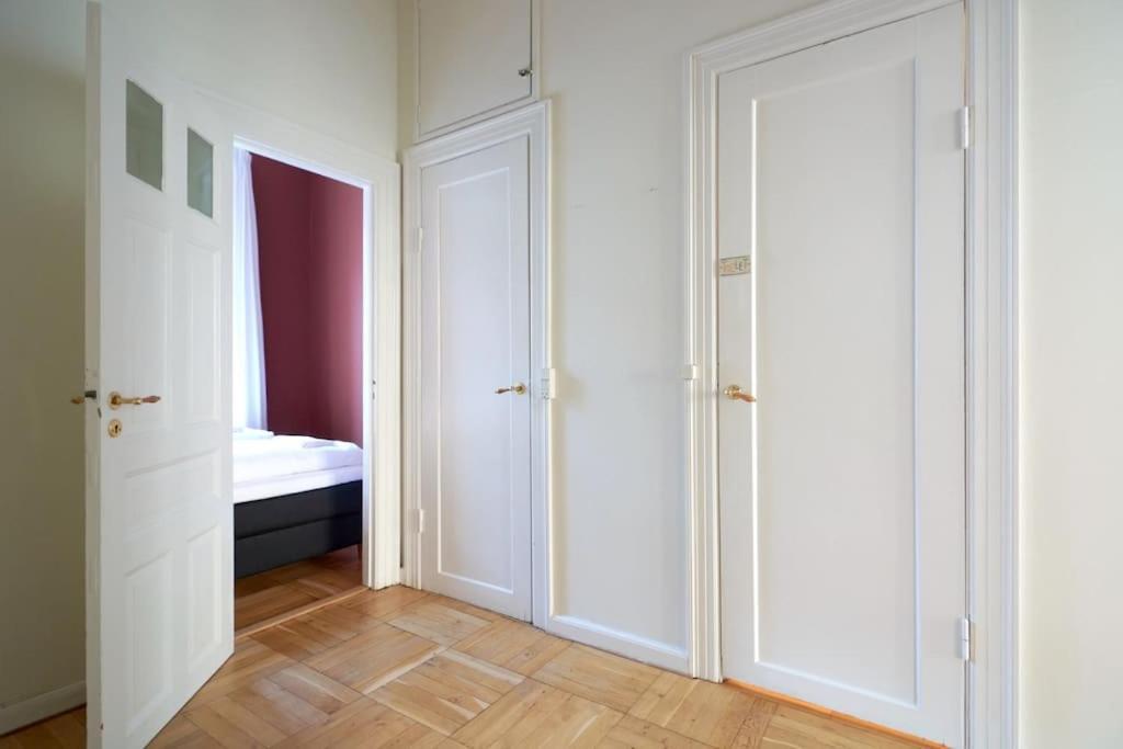 Moderen And Sleek 3br With Bath By The Lakes And Metro * Kööpenhamina