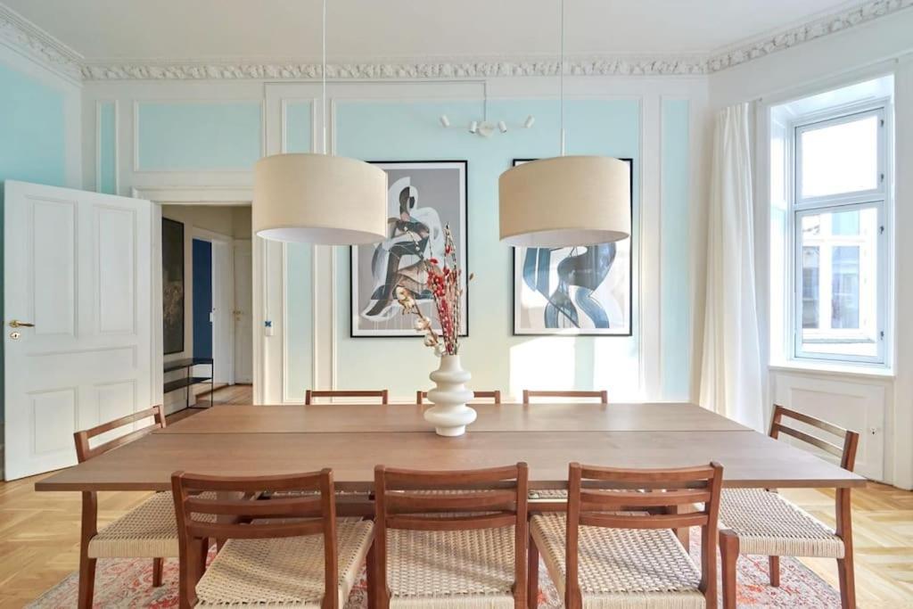 Moderen And Sleek 3br With Bath By The Lakes And Metro Copenhague