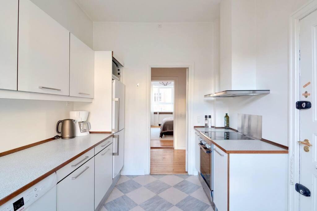 Large & Stylish Flats In Trendy & Vibrant Neighbourhood * Copenhagen