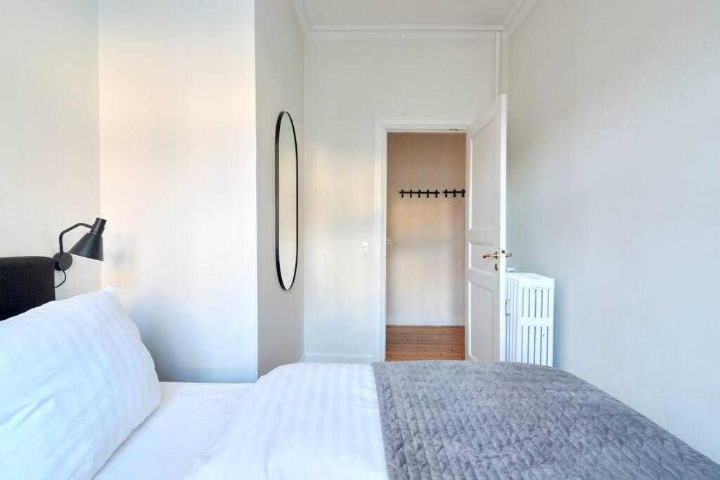 Large & Stylish Flats In Trendy & Vibrant Neighbourhood