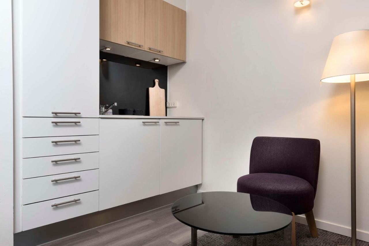 Adina Aparthotel 4*