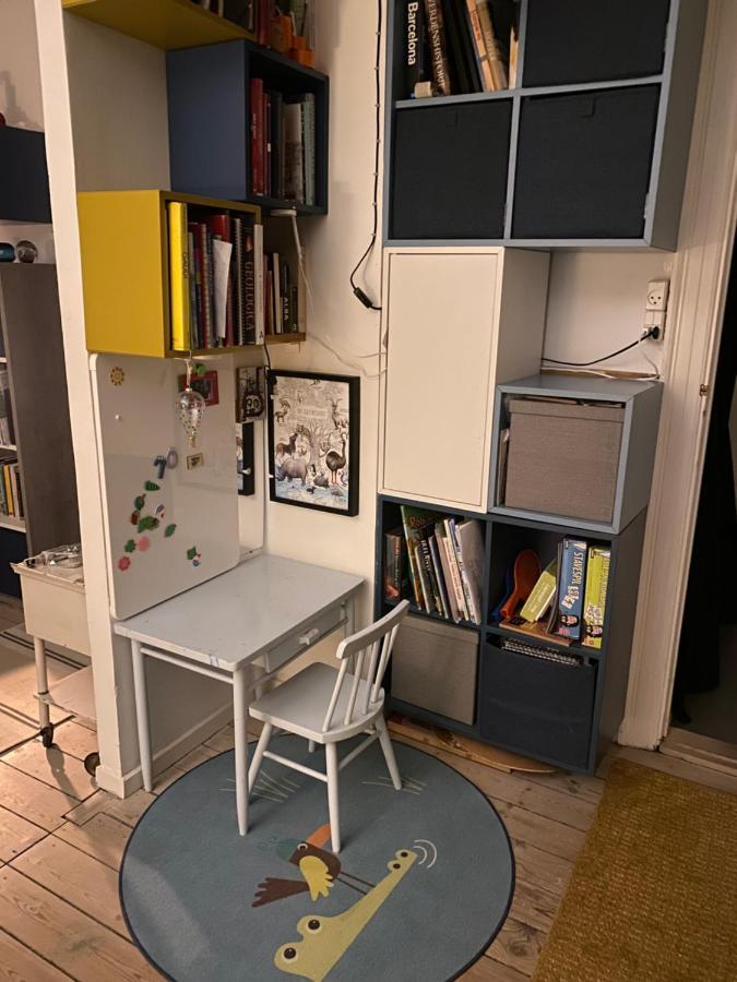 Flat And Area Apartment
