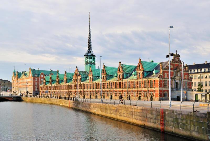 Rare 4br W Unique Details In Cph *