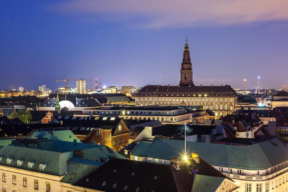 Rare 4br W Unique Details In Cph * Kopenhagen