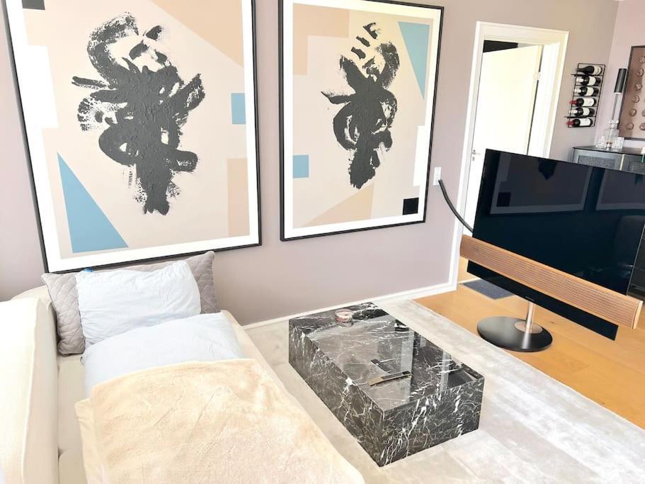 High-end Central Apt - Luxury Apartment *