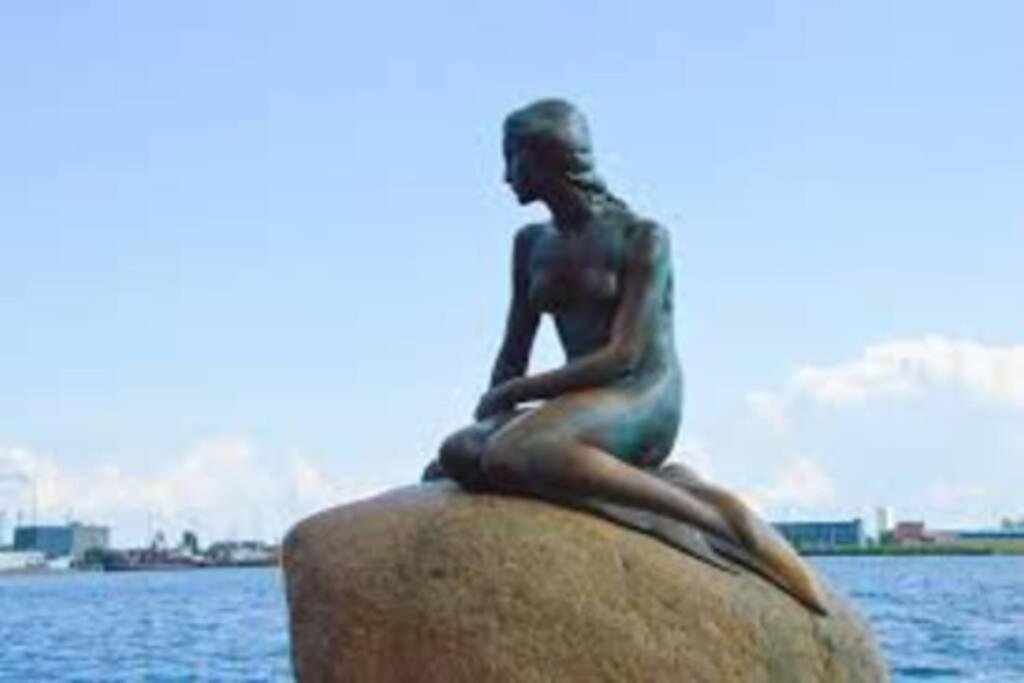 The Heart Of Copenhagen-queen's Neighbor * Kopenhagen