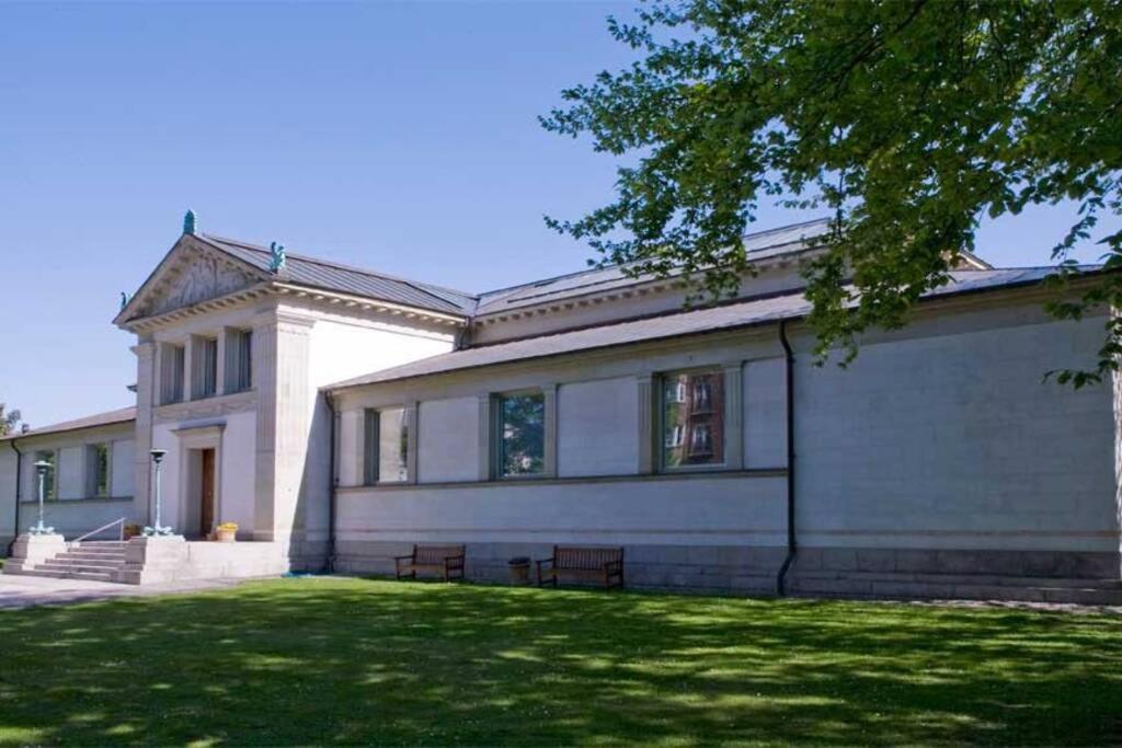 The Heart Of Copenhagen-queen's Neighbor Apartment Kopenhagen