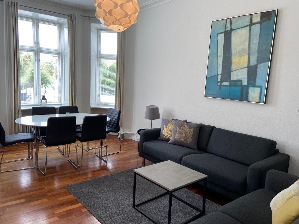 Center Center 3-bedroom At Soelvgade 84 *