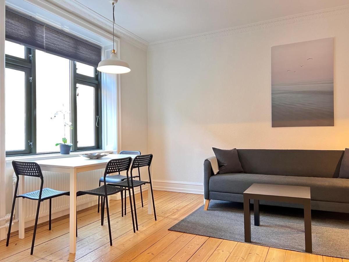Two Bedroom In Copenhagen, Brohusgade 16, Apartment