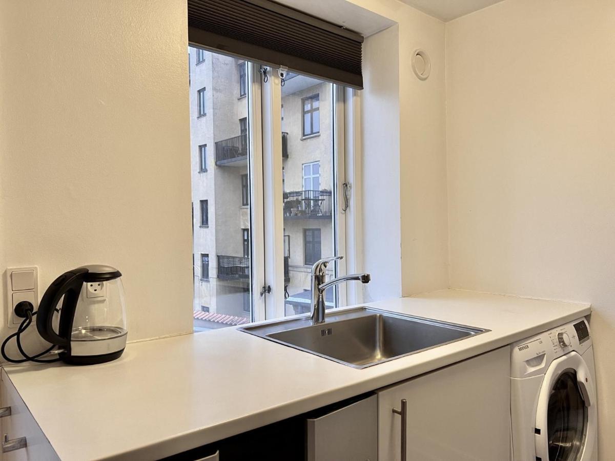 Two Bedroom In Copenhagen, Amagerbrogade 93, Apartamento