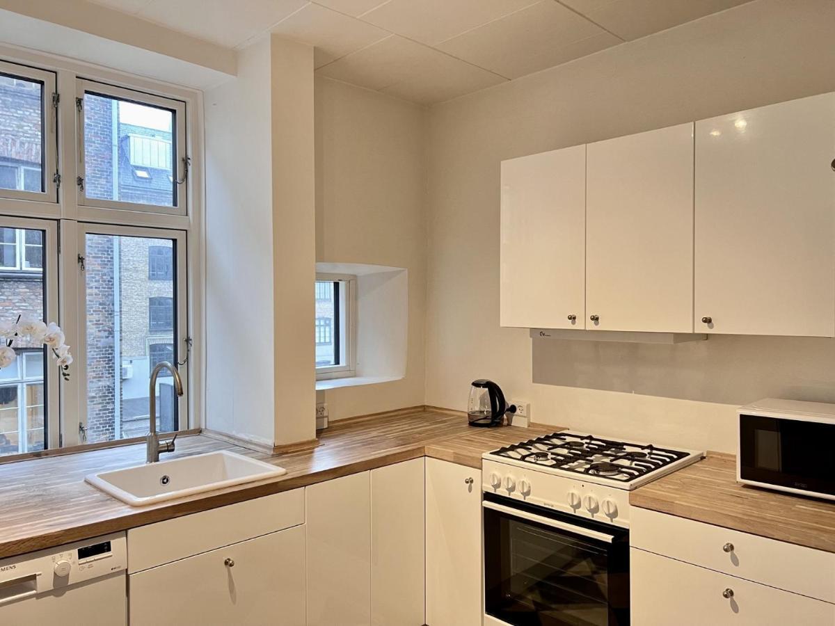 Two Bedroom In Copenhagen, Rantzausgade 32,