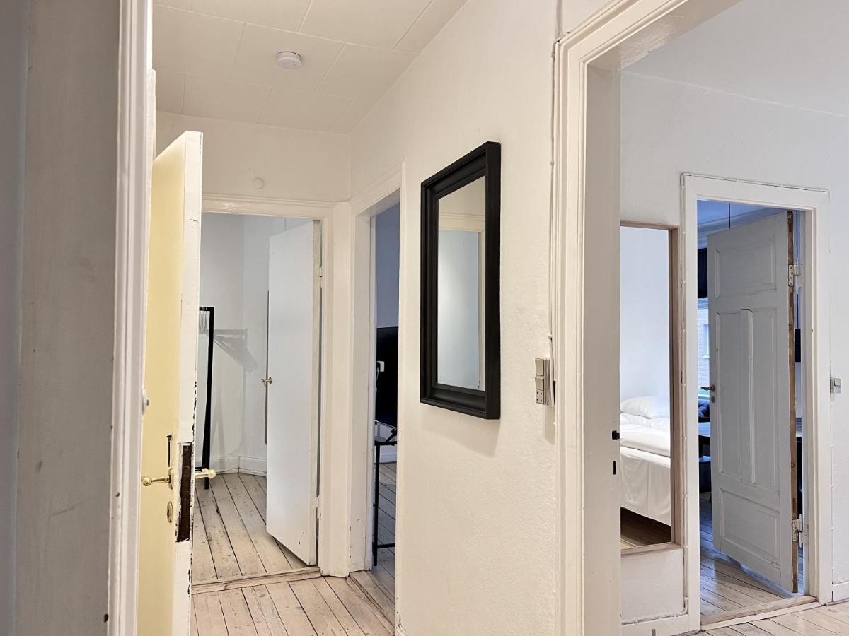 Two Bedroom In Copenhagen, Rantzausgade 32, Apartment