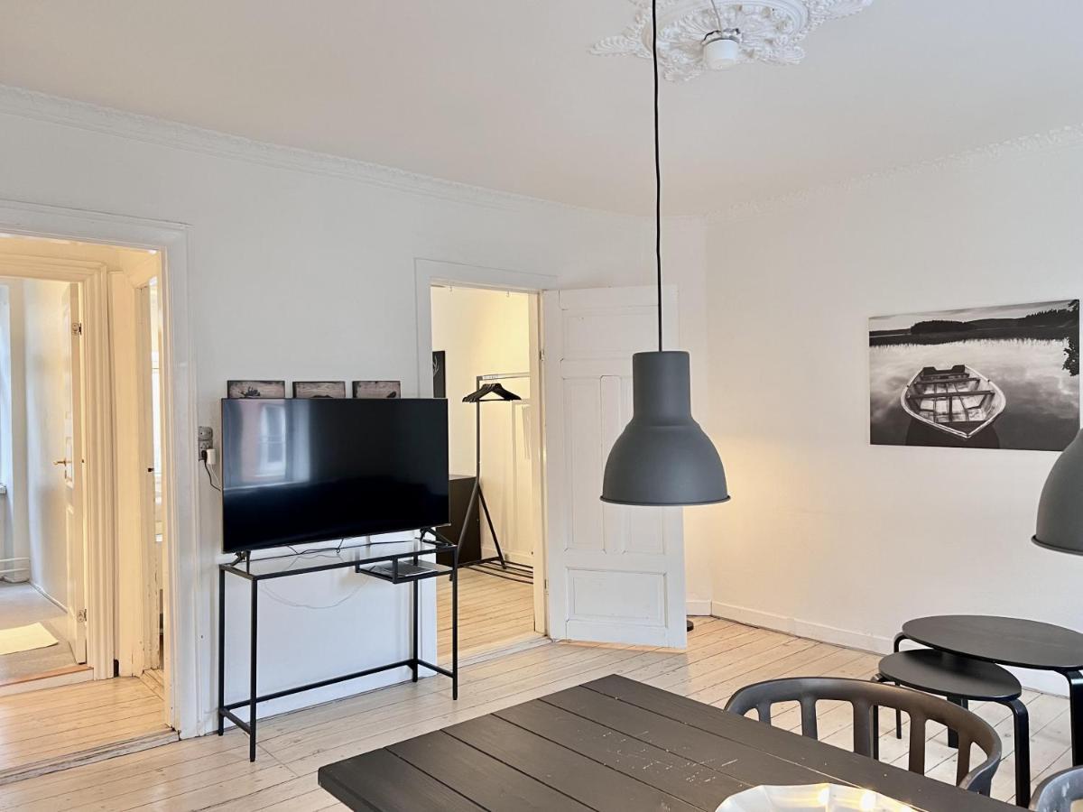 Apartment Two Bedroom In Copenhagen, Rantzausgade 32, Copenhagen