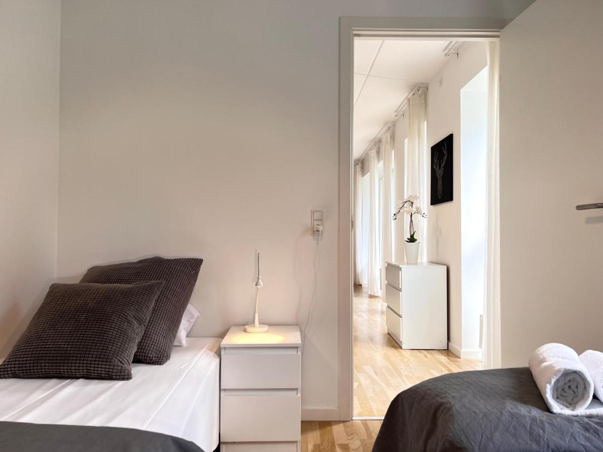 Newly Built 3 Bedroom At Else Alfelts Vej On The Ground Floor Located In Copenhagens Popular Area Restad On Amager, Apartamento