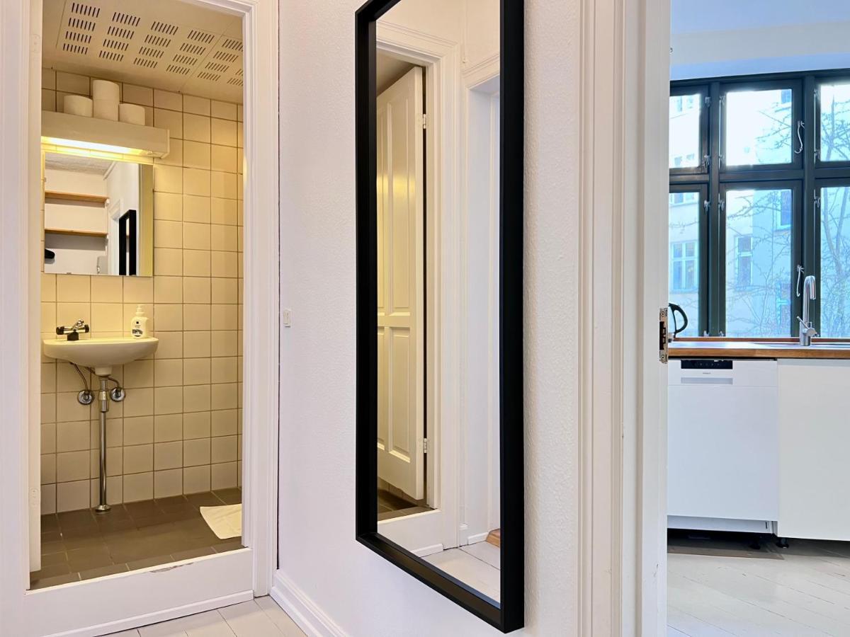 Two Bedroom In Copenhagen, Brohusgade 16, *