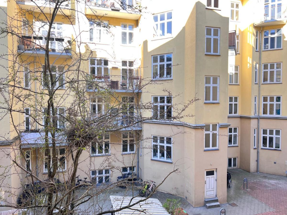 Two Bedroom In Copenhagen, Brohusgade 16, Apartment Copenhagen