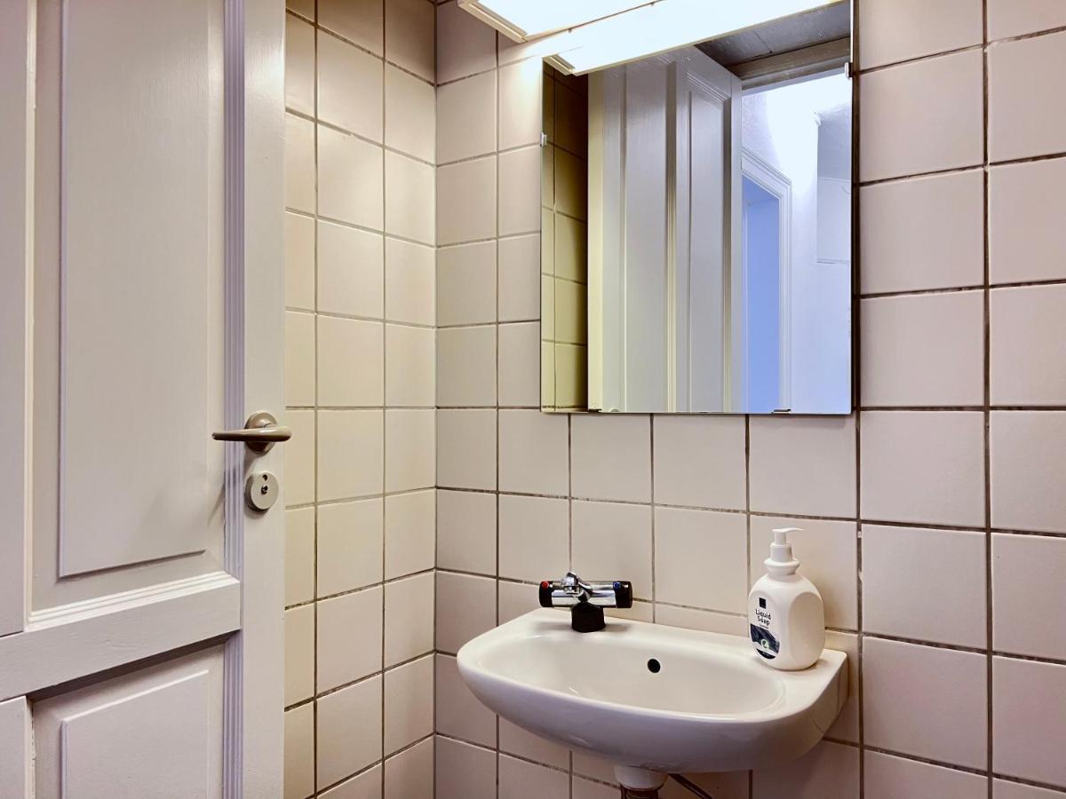 Apartment Two Bedroom In Copenhagen, Brohusgade 16,