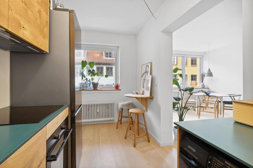 Great Central Walking Distance To Metro Kopenhagen