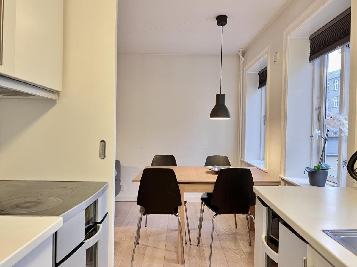 Two Bedroom In Copenhagen, Amagerbrogade 93, Copenhaga