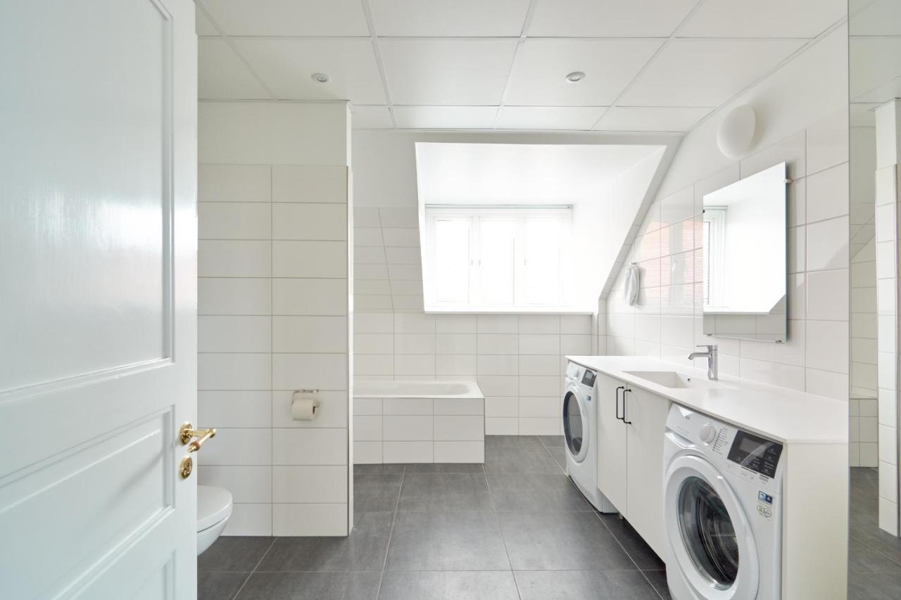 Beautiful 3 Bedroom Flat Near Shopping & Metro Apartment Copenhagen