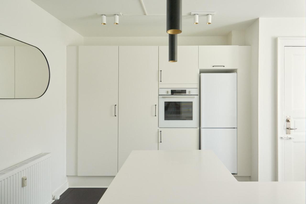 Beautiful 3 Bedroom Flat Near Shopping & Metro Copenhagen